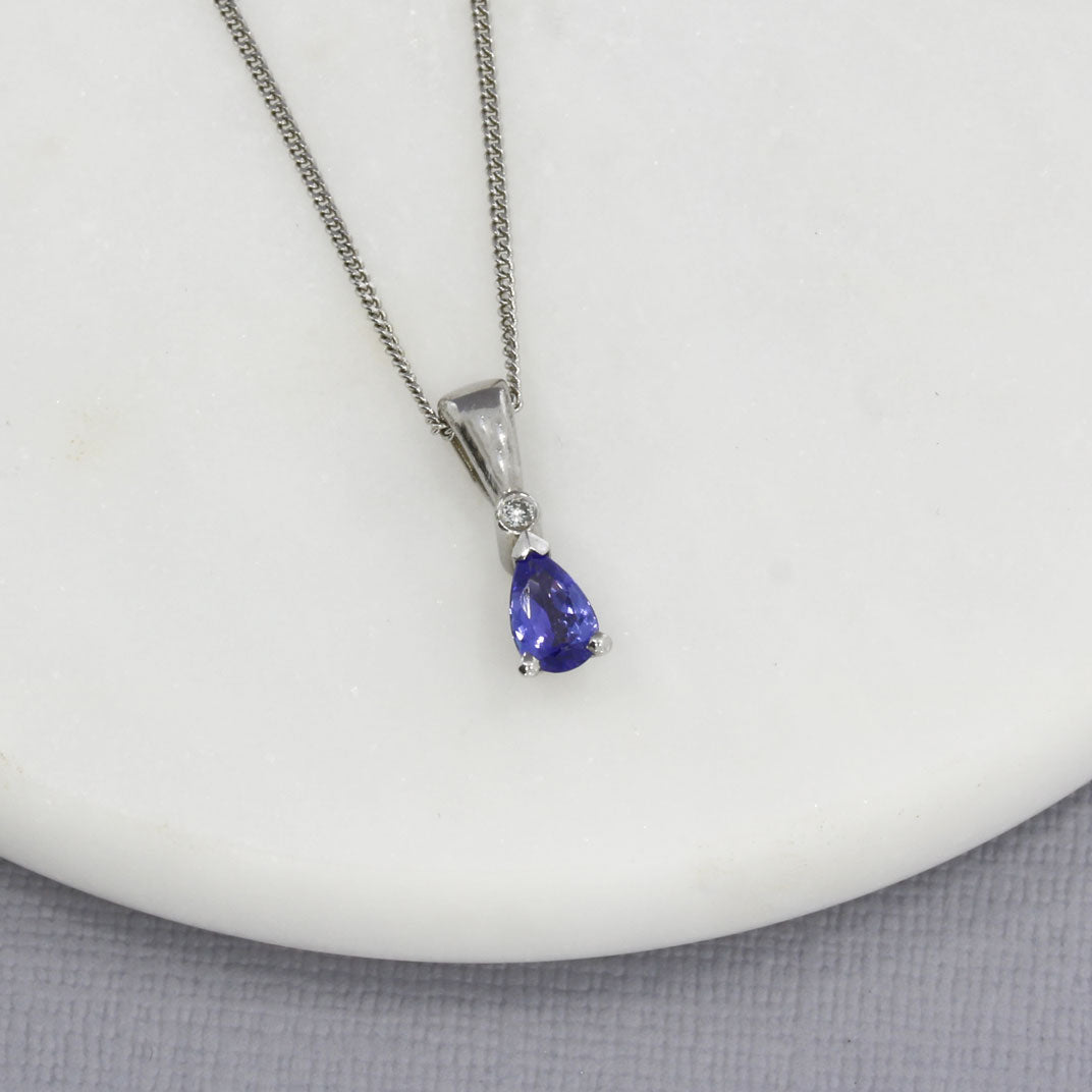 Pre Owned 18ct White Gold Tanzanite & Diamond Pendant & Chain