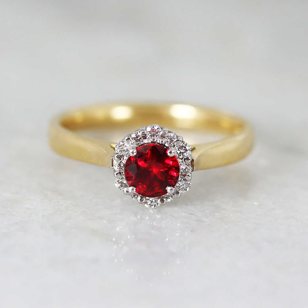 18ct Yellow Gold Ruby & Diamond Cluster