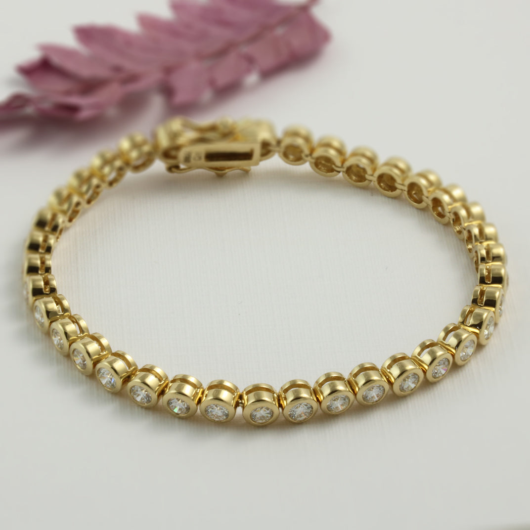 18ct Yellow Gold Diamond Tennis Bracelet 3.70ct