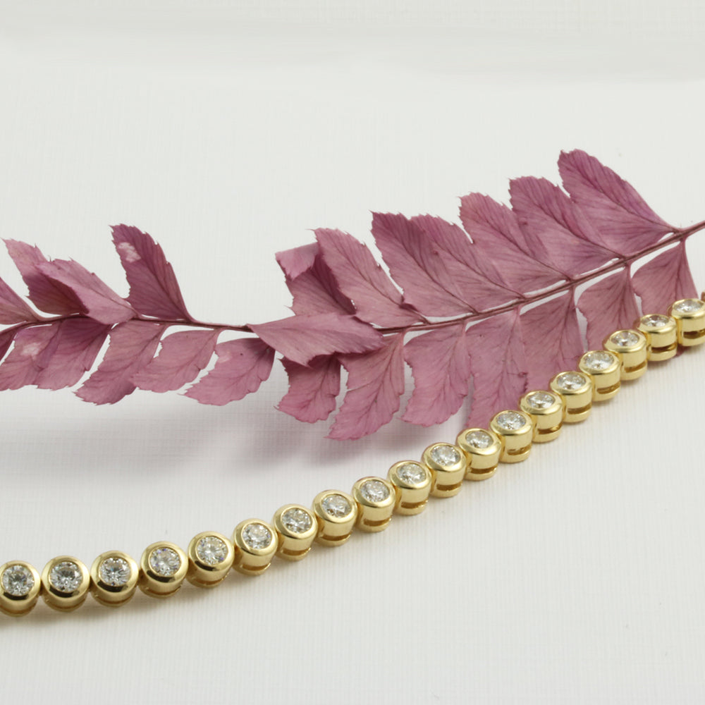 18ct Yellow Gold Diamond Tennis Bracelet 3.70ct
