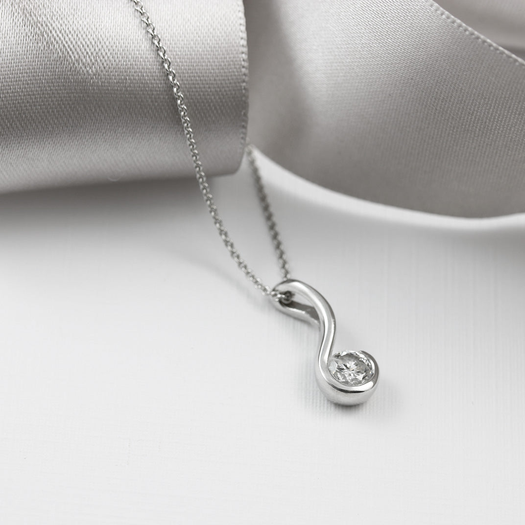 18ct White Gold Drop Pendant on a 9ct Chain 0.47ct