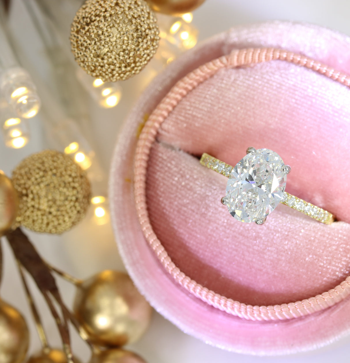 18ct Gold Certified Oval Lab Diamond Solitaire Ring With Stone Set Shoulders 2.66ct