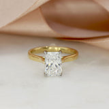 18ct Gold & Platinum Certified Radiant Cut Laboratory Grown Diamond Ring 2.09ct E VS2