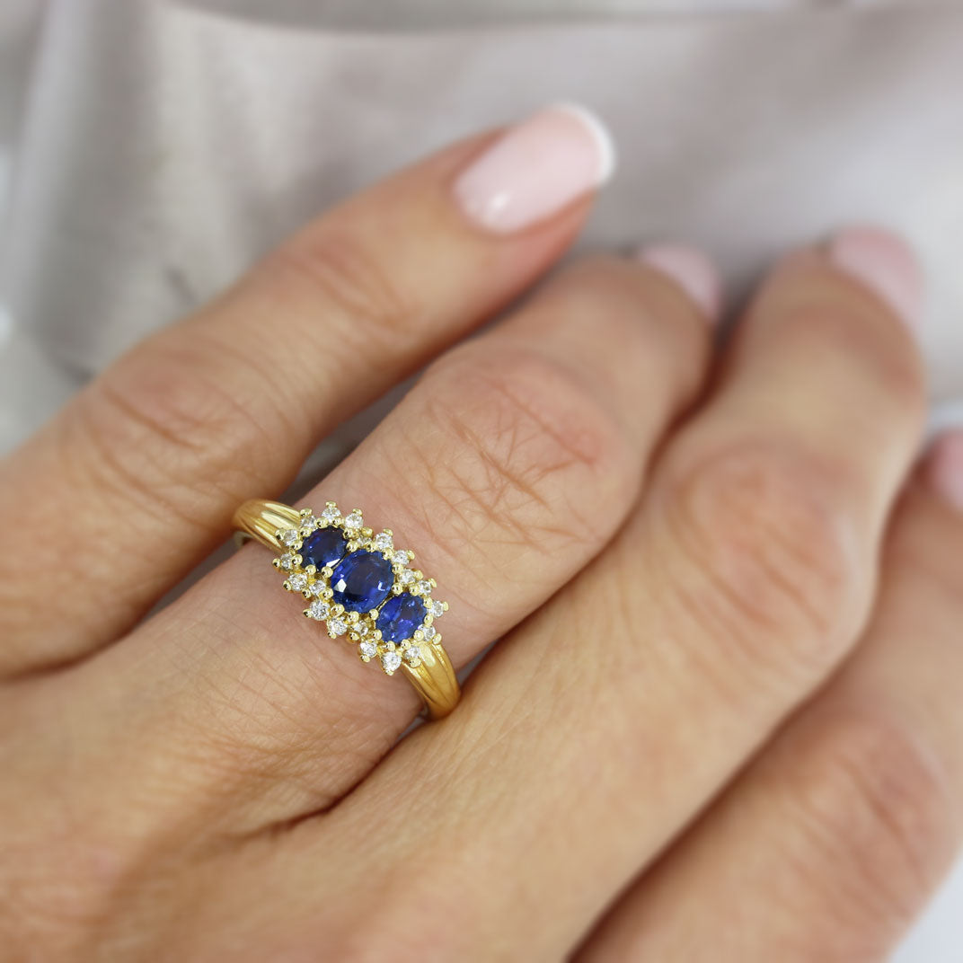 18ct Yellow Gold Claw Set 3 Oval Sapphire & Diamond Cluster Ring