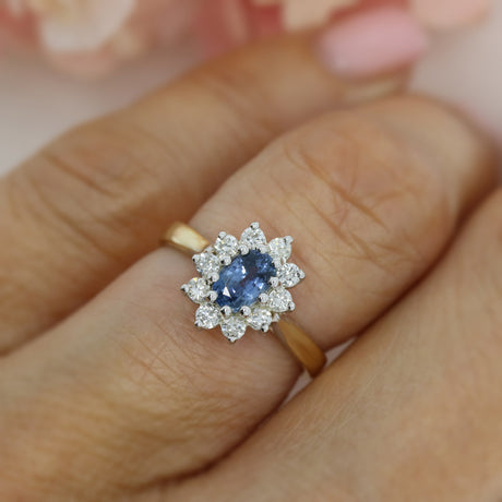 Pre Owned 9ct Yellow Gold Oval Sapphire & Diamond Cluster Ring