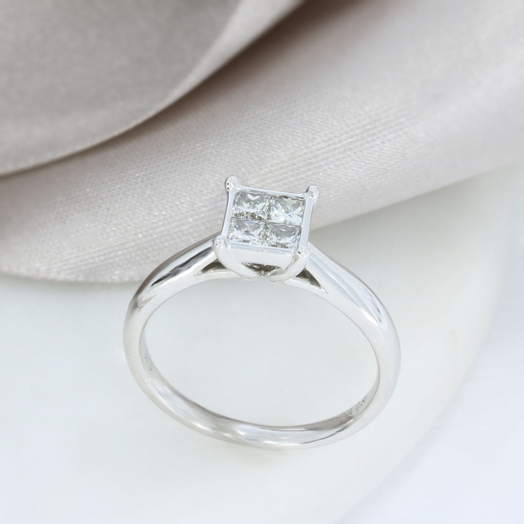 Pre Owned 9ct Gold Princess Cut Diamond Illusion Set Cluster Ring 0.50ct