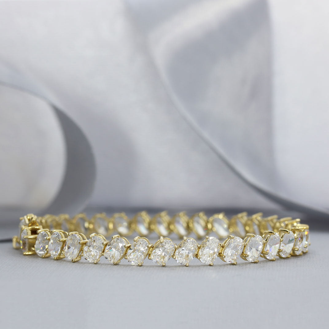 Pre Owned 14ct Yellow Gold Oval CZ Tennis Bracelet