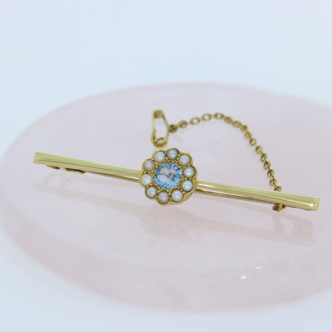 Pre Owned 15ct Yellow Gold Aquamarine & Seed Pearl Brooch