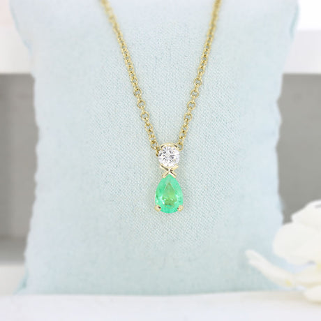 18ct Yellow Gold Pear Shape Emerald & Diamond Pendant on 18ct 18" Chain