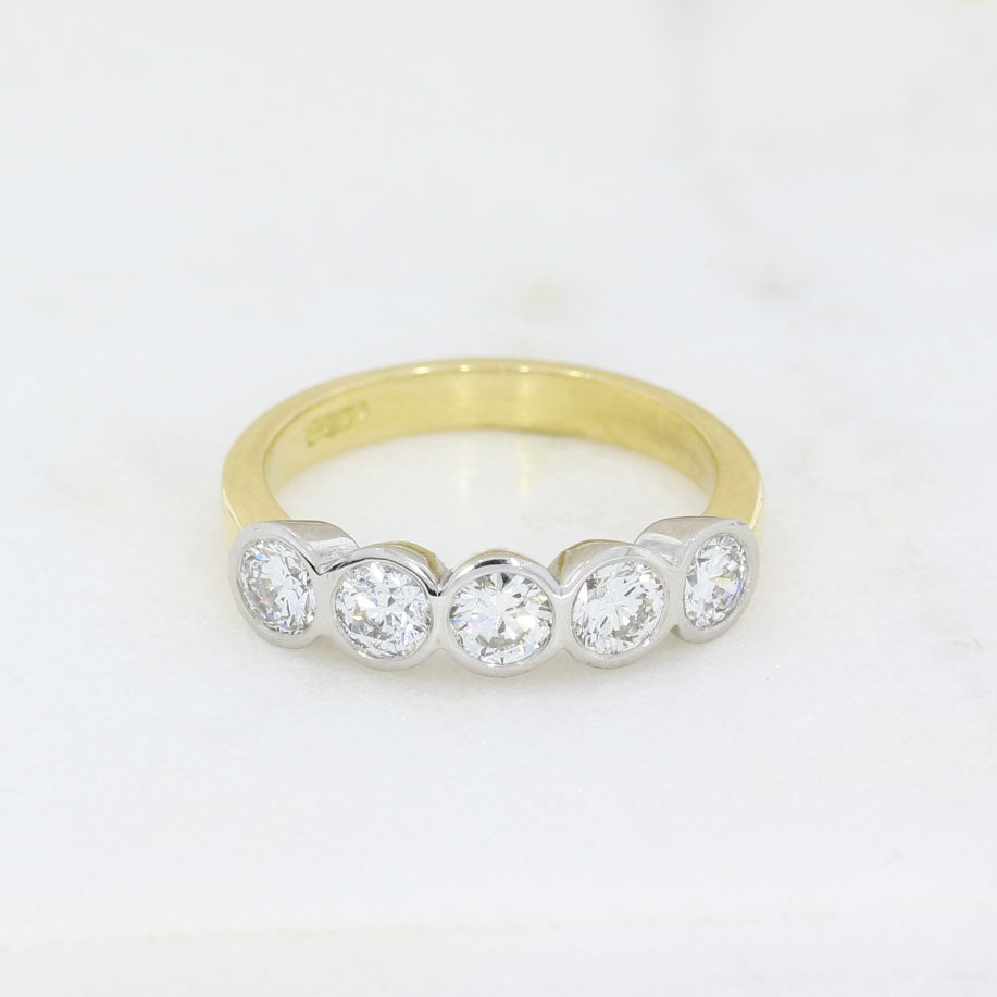 18ct Gold 5 Stone Diamond Eternity Ring with a Platinum Setting 1.05ct