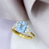 18ct Gold Claw Oval Aquamarine & Diamond Cluster Ring