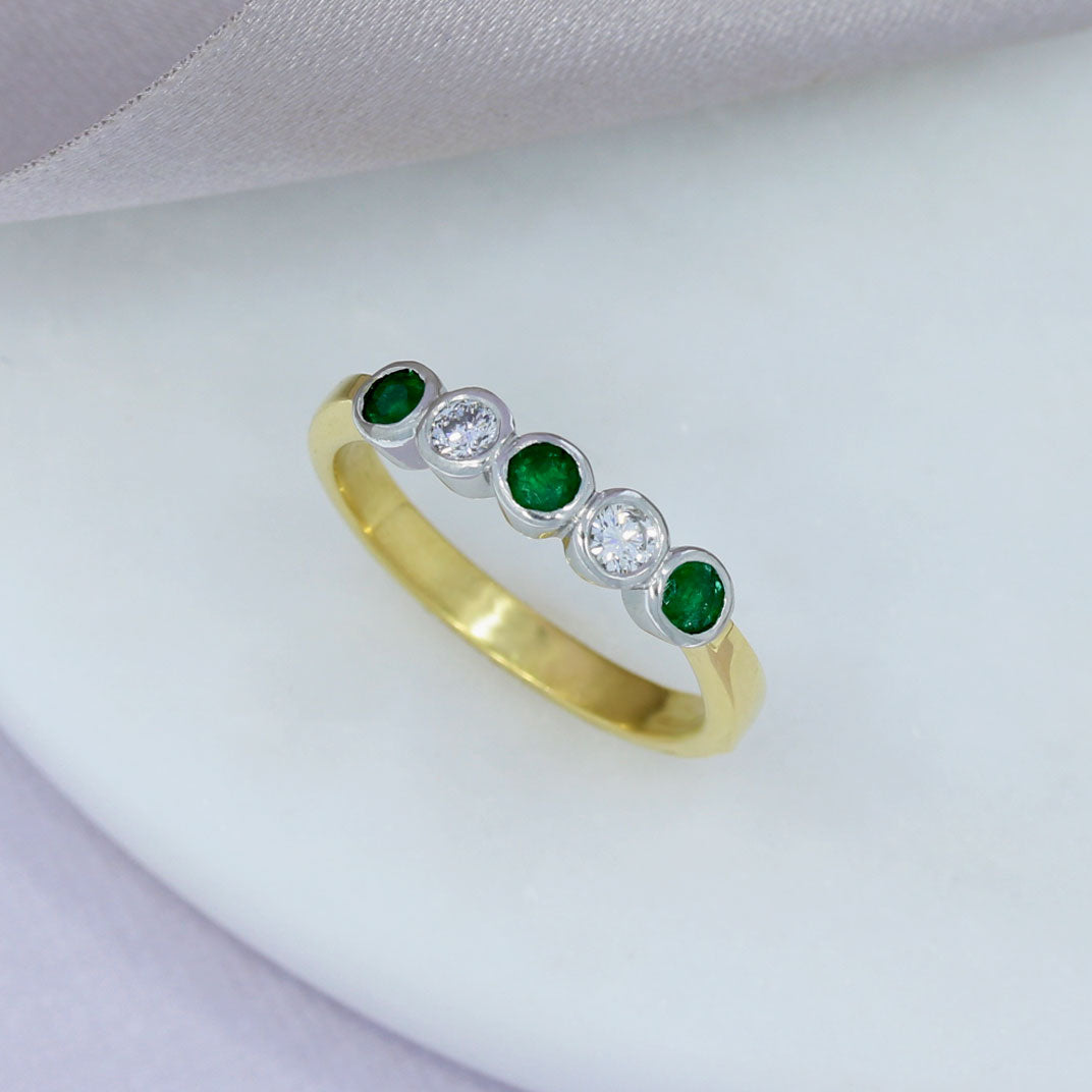 18ct Gold & Platinum Emerald & Diamond 5 Stone Eternity Ring