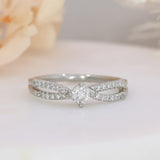 Pre Owned Platinum Diamond Solitaire Ring with Diamond Shoulders