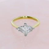 Pre Owned 18ct Yellow Gold & Platinum Diamond Cluster Ring 0.87ct