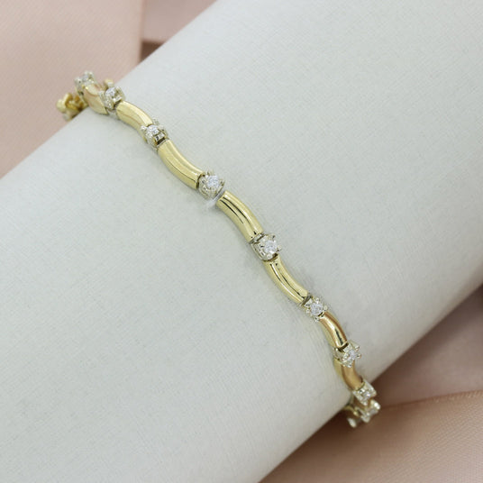 Pre Owned 14ct Yellow Gold Diamond Line Bracelet