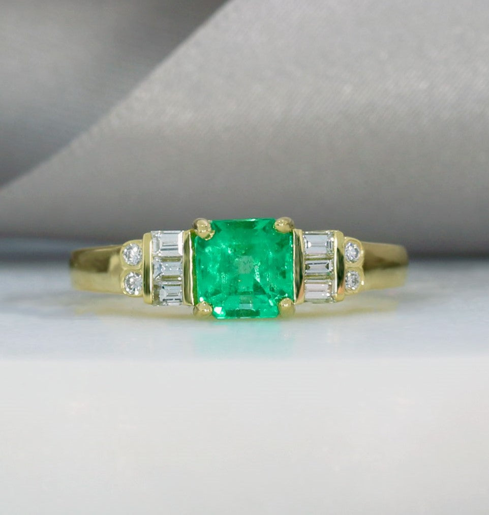 18ct Gold Square Columbian Emerald & Diamond Ring