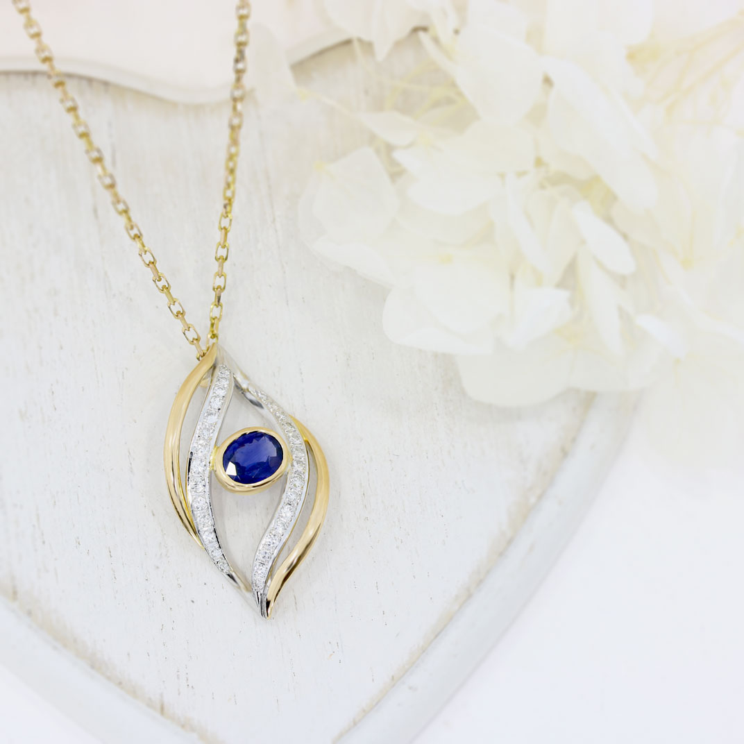 Pre Owned 18ct Gold Sapphire & Diamond Open Twist Pendant