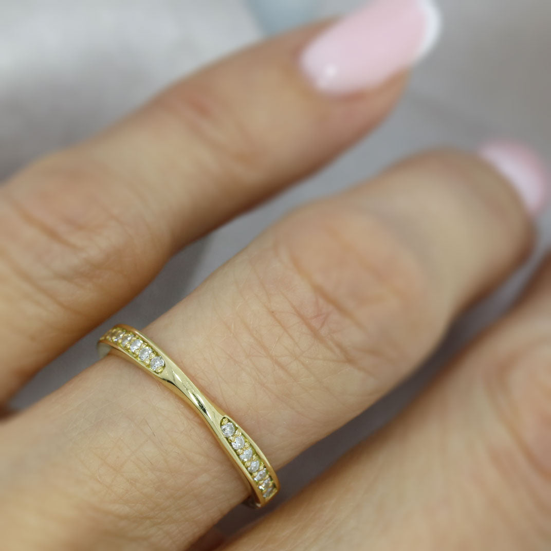 18ct Yellow Gold Pave Set Diamond Twist Wedding or Eternity Ring