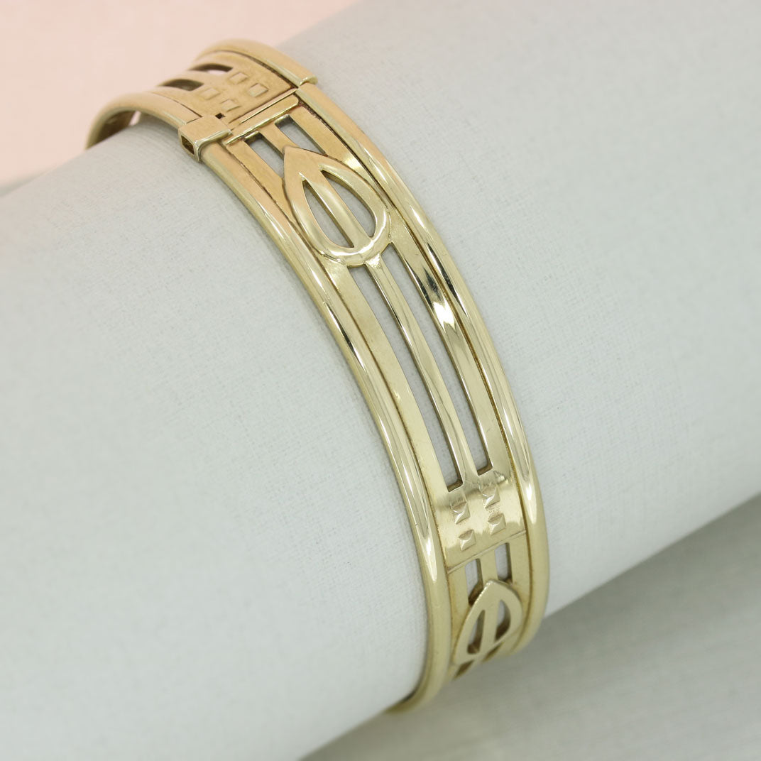 Pre Owned 9ct Yellow Gold Hinged Bangle with Cut Out Detail