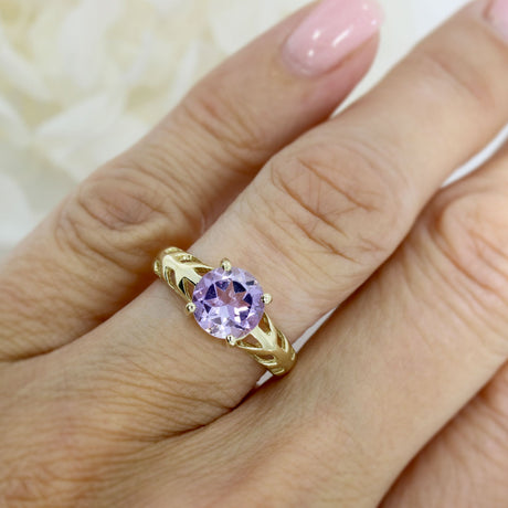Pre Owned 9ct Yellow Gold Claw Set Round Amethyst Solitaire Ring