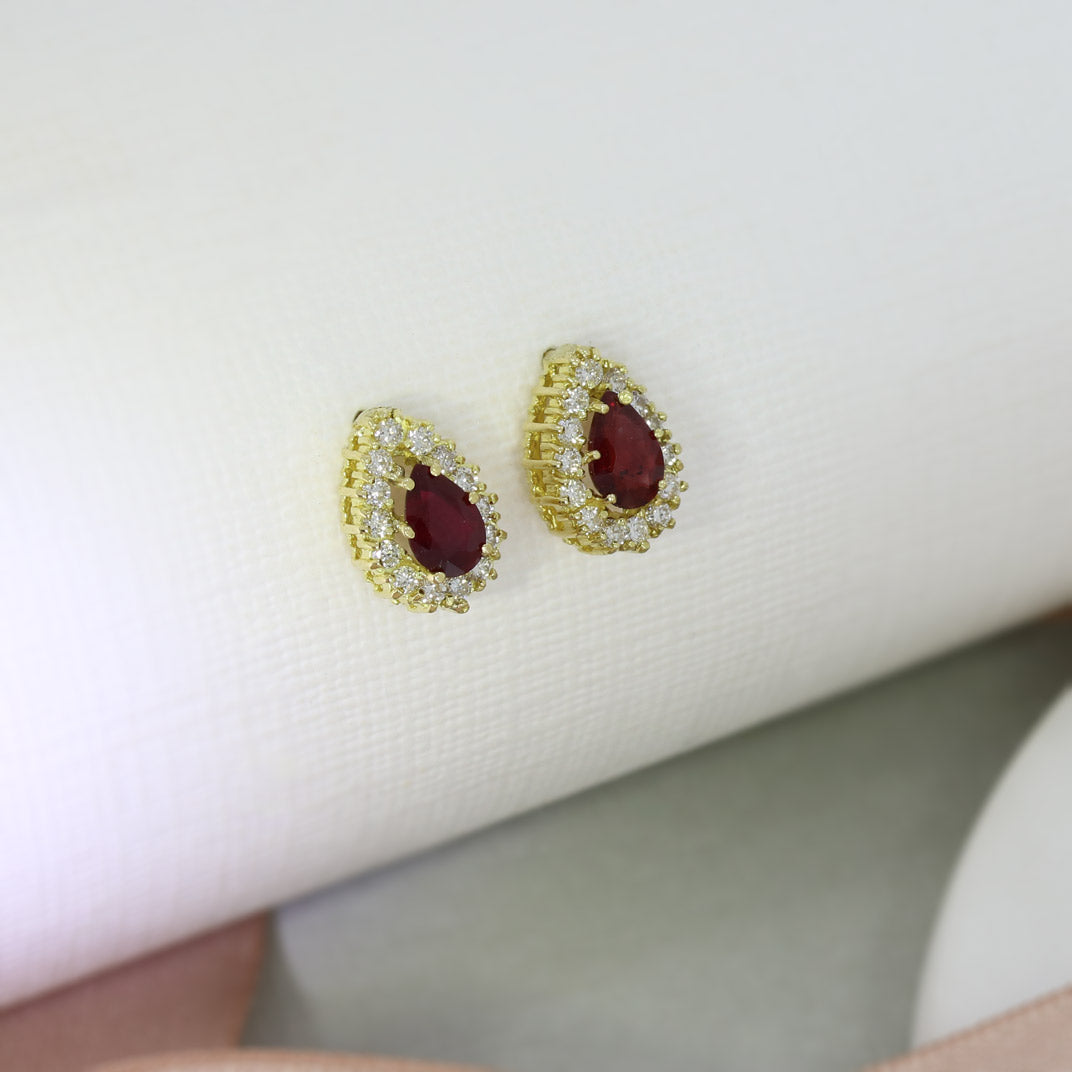 Pre Owned 18ct Yellow Gold Ruby & Diamond Cluster Stud Earrings