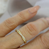 Pre Owned 18ct Yellow Gold Twisted Diamond Wedding Ring