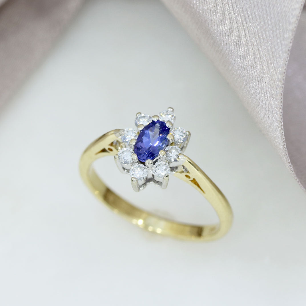 Pre Owned 9ct Yellow Gold Oval Tanzanite & Diamond Cluster Ring