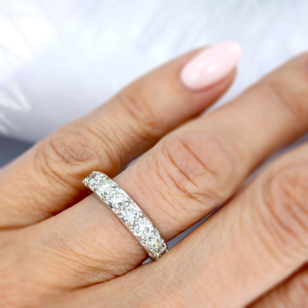 Pre Owned 18ct Gold Diamond Eternity Ring Approx Diamond Weight 1.00ct