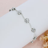 18ct White gold flower cluster link diamond bracelet