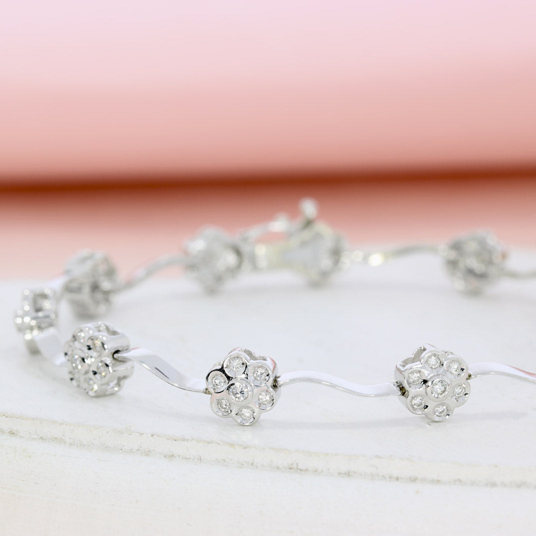 18ct White gold flower cluster link diamond bracelet