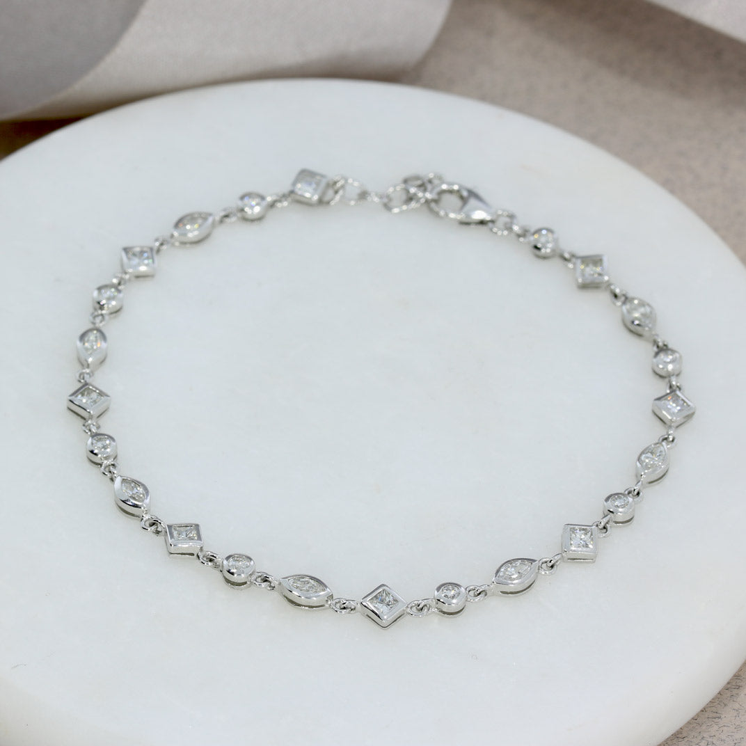 18ct White Gold Diamond Line Bracelet 1.60ct