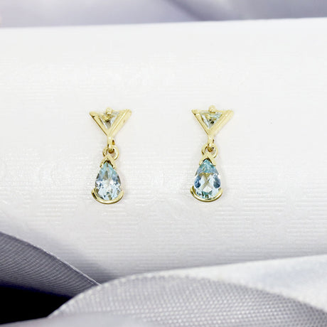 9ct Yellow gold Pear Shape Blue Topaz drop earrings