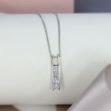 18ct White Gold Diamond Pendant & Chain