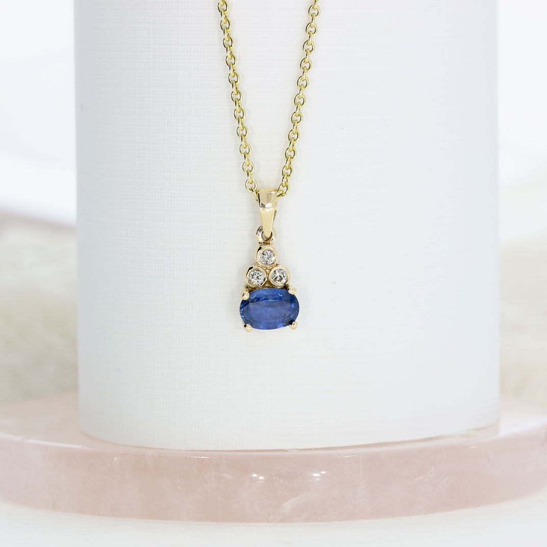 9ct Yellow Gold Oval Sapphire & Diamond Pendant on 18inch 9ct Yellow Chain