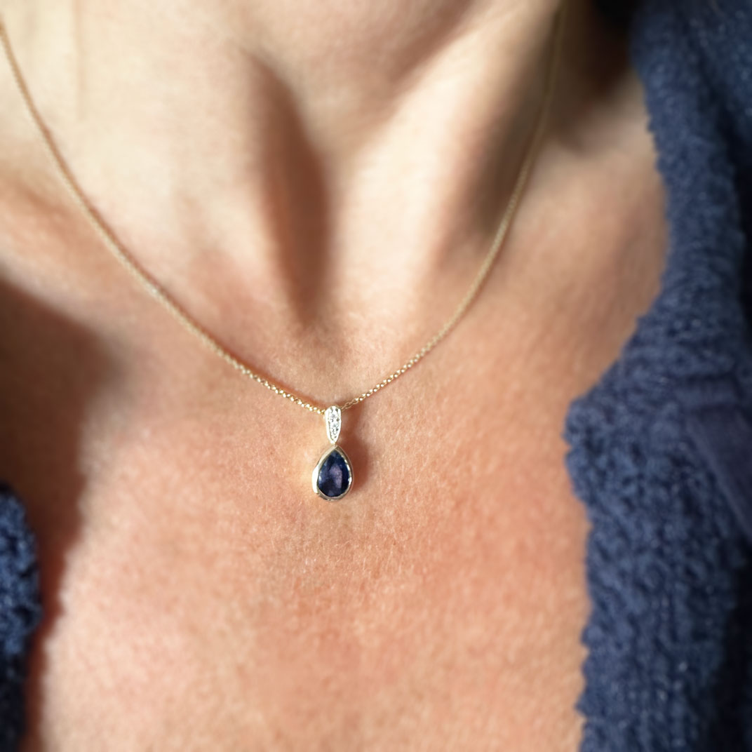 9ct Yellow Gold Pear Shape Sapphire & Diamond Pendant on 9ct Gold 18inch Chain