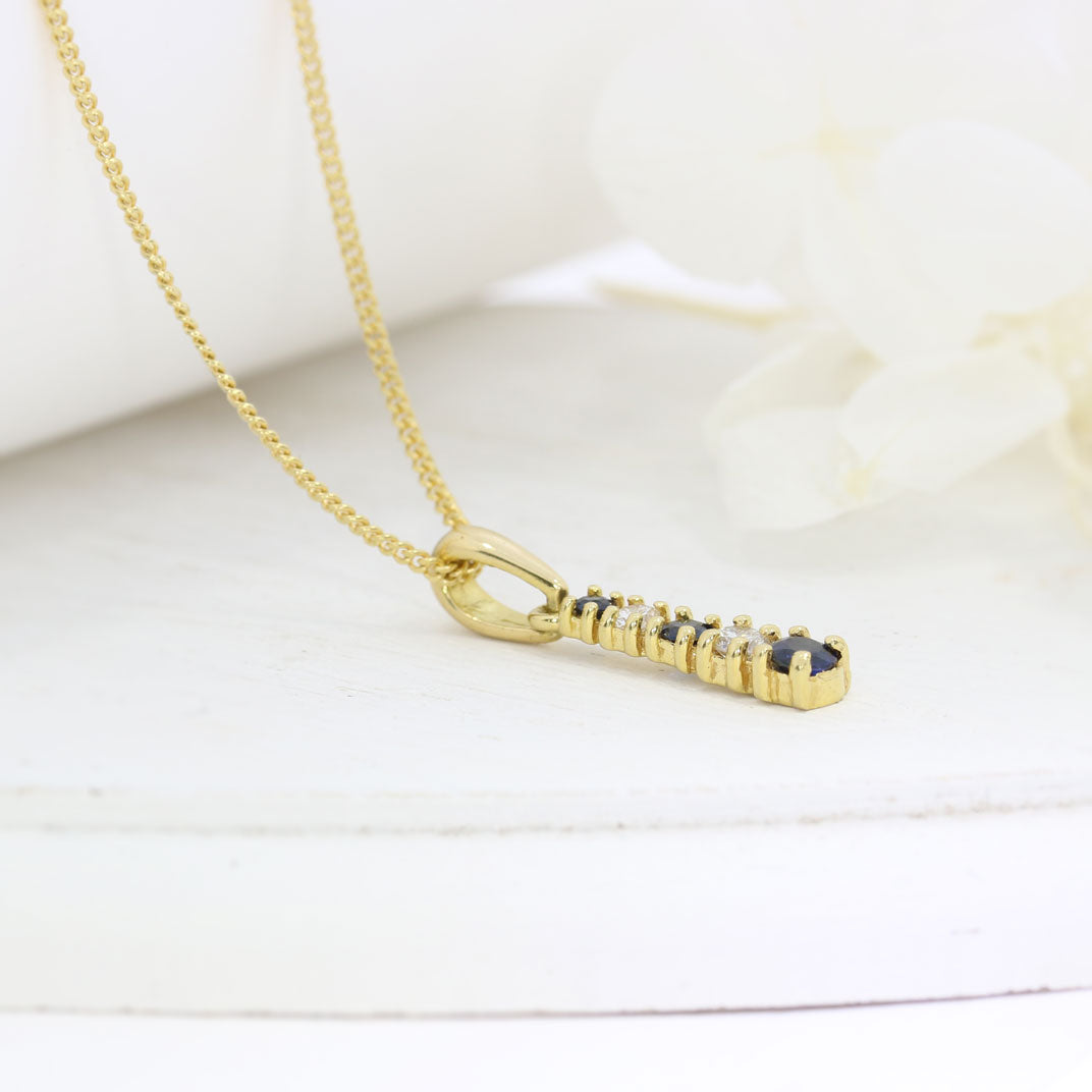 18ct Yellow Gold Sapphire & Diamond Graduated Claw Set Drop Pendant 18" Chain