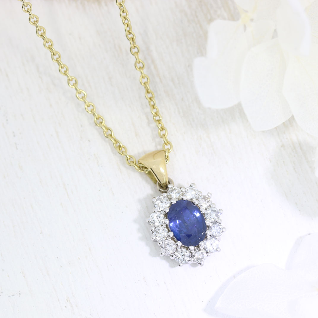 18ct Yellow Gold Oval Sapphire & Diamond Cluster Pendant on a 18" Chain