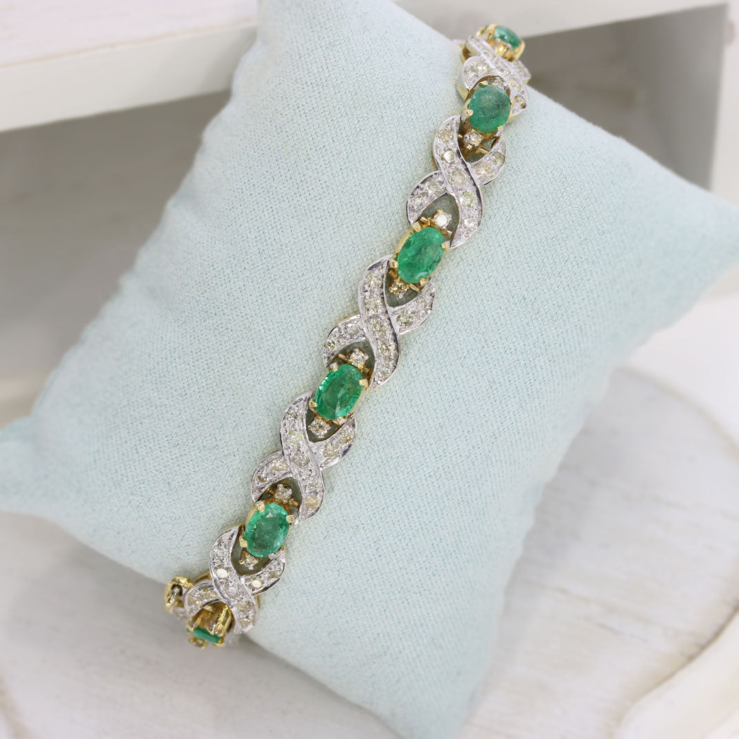 Pre-Owned 14ct Yellow Oval Emerald & Pave Set Diamond Bracelet