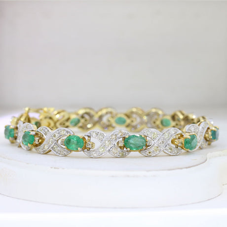 Pre-Owned 14ct Yellow Oval Emerald & Pave Set Diamond Bracelet