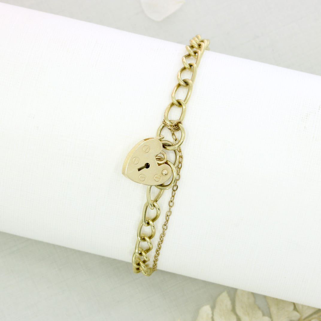 9ct Yellow Gold Charm Bracelet With Heart Padlock & Safety Chain 5g