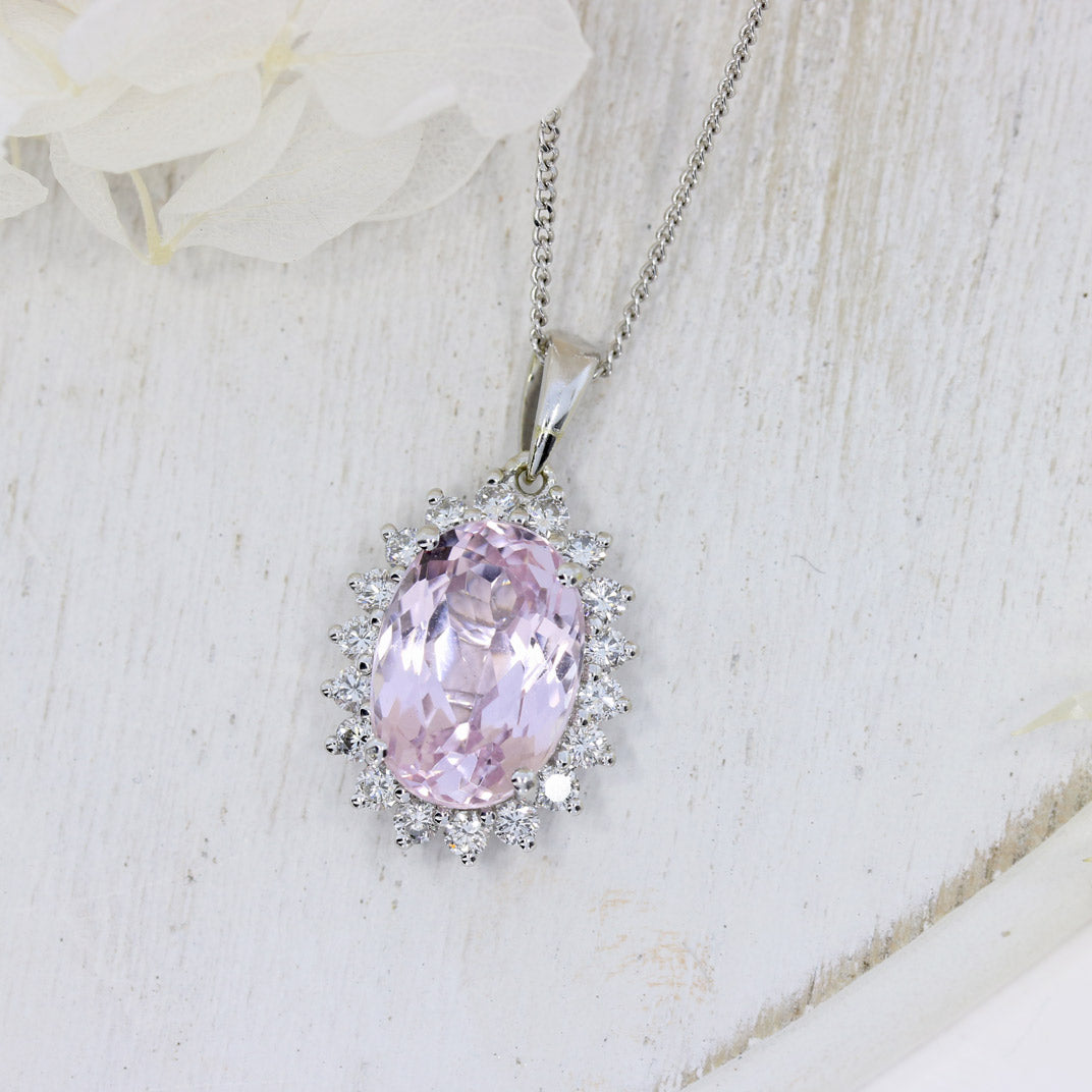 18ct White Gold Oval Kunzite & Diamond Cluster Pendant On a 18" Fine Curb Chain
