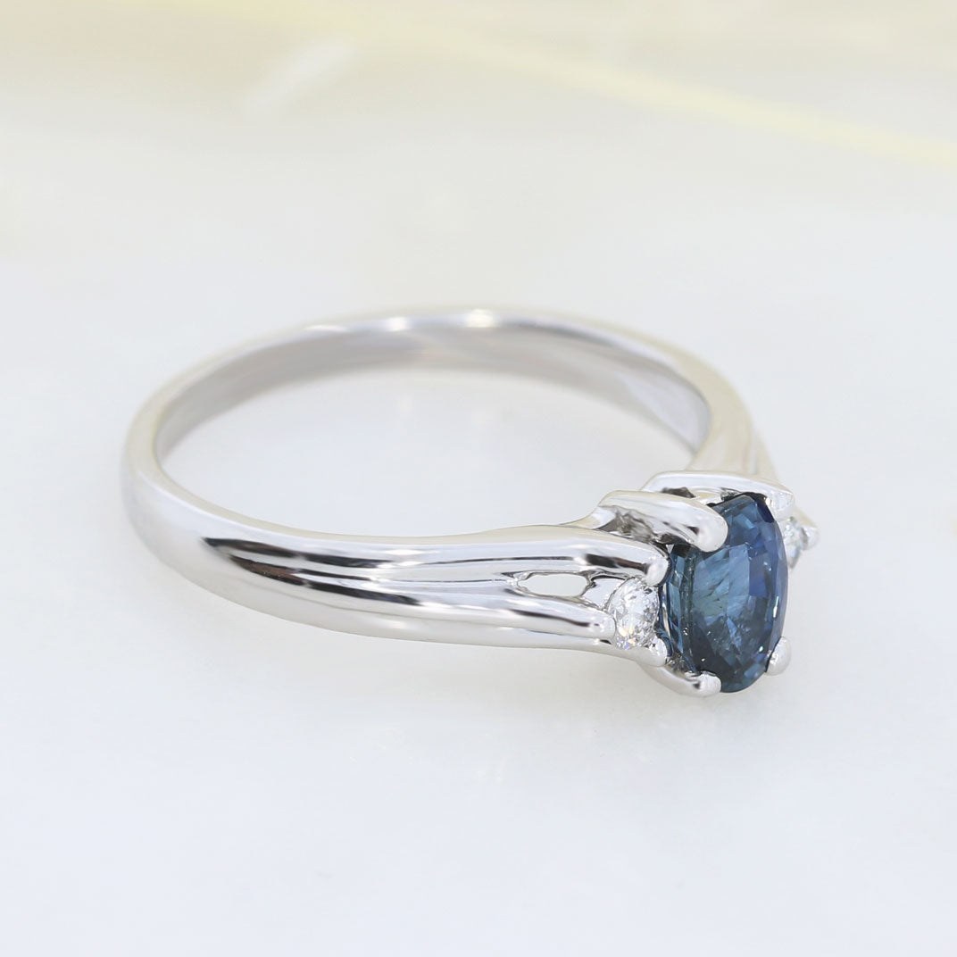 Pre Owned 14ct White Gold Sapphire & Diamond Ring