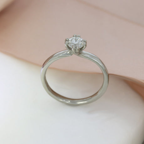 Pre Owned Palladium 950 4 double claw set diamond solitaire ring 0.50ct