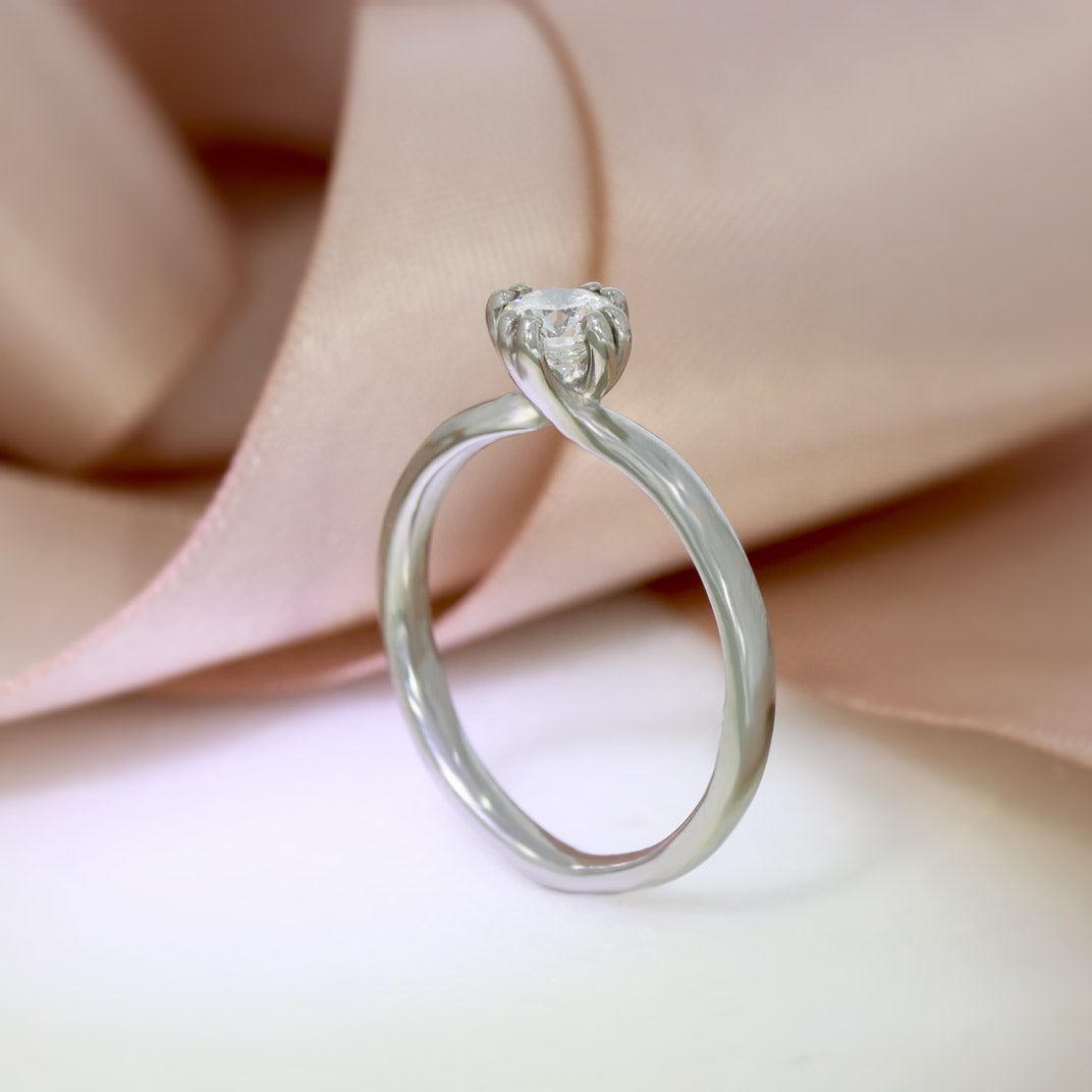 Pre Owned Palladium 950 4 double claw set diamond solitaire ring 0.50ct