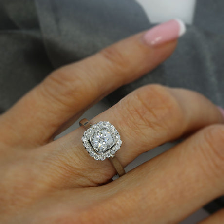 Pre Owned Platinum Diamond Cluster Ring 1.28ct