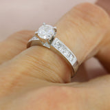 Pre Owned Certified 18ct Gold Diamond Solitaire With Shoulder Stones