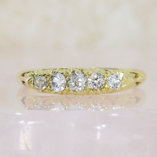 Pre Owned 18ct Yellow Gold 5 Graduating Diamond Set Boat Ring 0.33ct