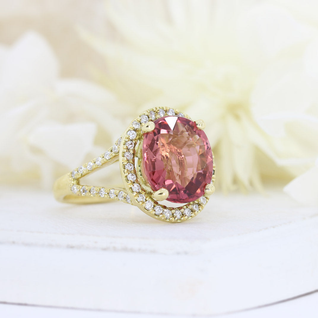 18ct Yellow Gold Oval Pink Tourmaline & Diamond Cluster Ring