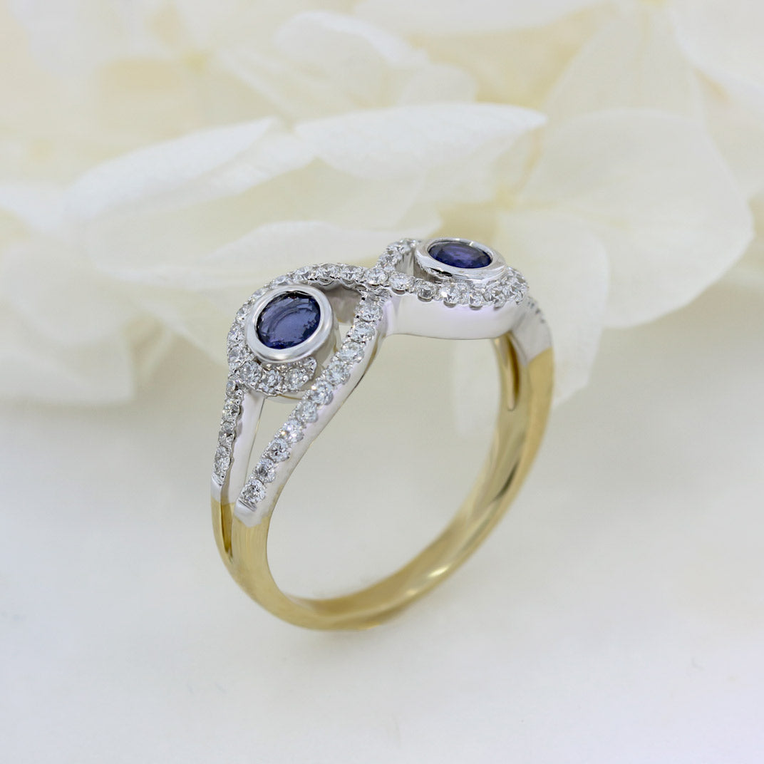 Pre Owned 9ct Yellow Gold Crossover Diamond & Sapphire Cluster Dress Ring