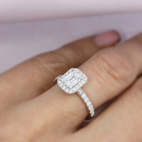 Certified Pre Owned 18ct Emerald Cut Cluster Ring with Diamond Shoulder Stones total 1.52ct
